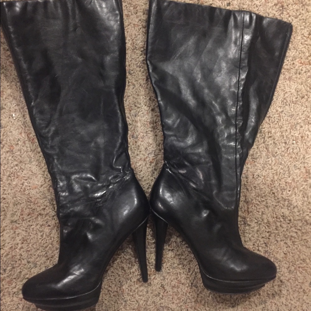 Knee length hot hot hot boots